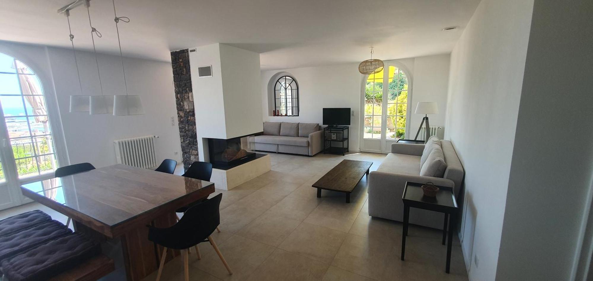 With Sea/city Views, Near Downtown Apartment Sete