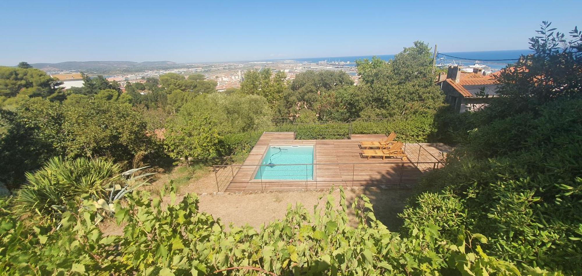 With Sea/city Views, Near Downtown Apartment Sete